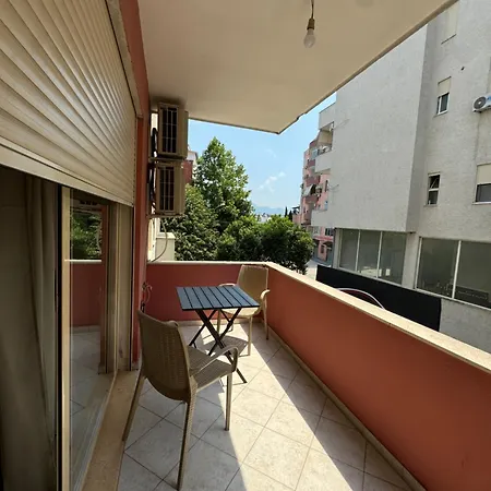 Apartman Smart Rent 2 *